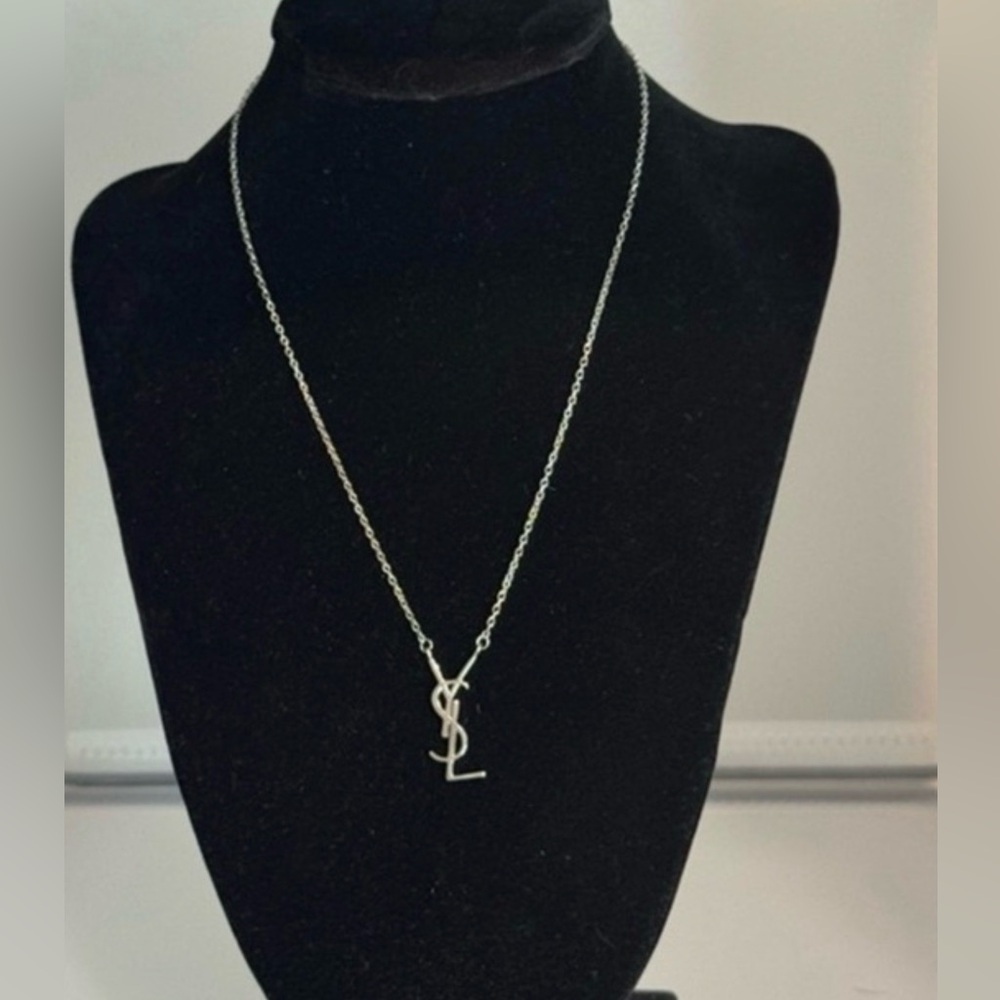 New Arrivals! Lux Fashion Silver Logo Necklace
